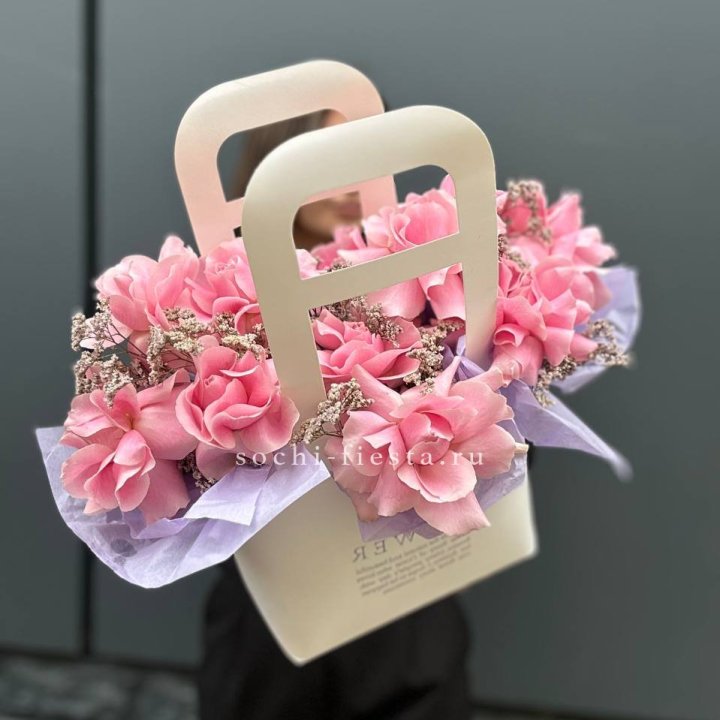 Сумочка розовых роз "Плинки" в Костроме