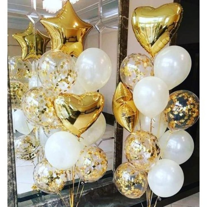 Фонтан шаров "Привет, это я" в Костроме