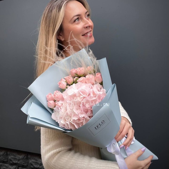 Гортензия  "Жасмин" в Костроме