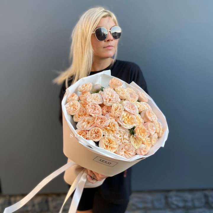 15 пионовидных роз №2 в Костроме