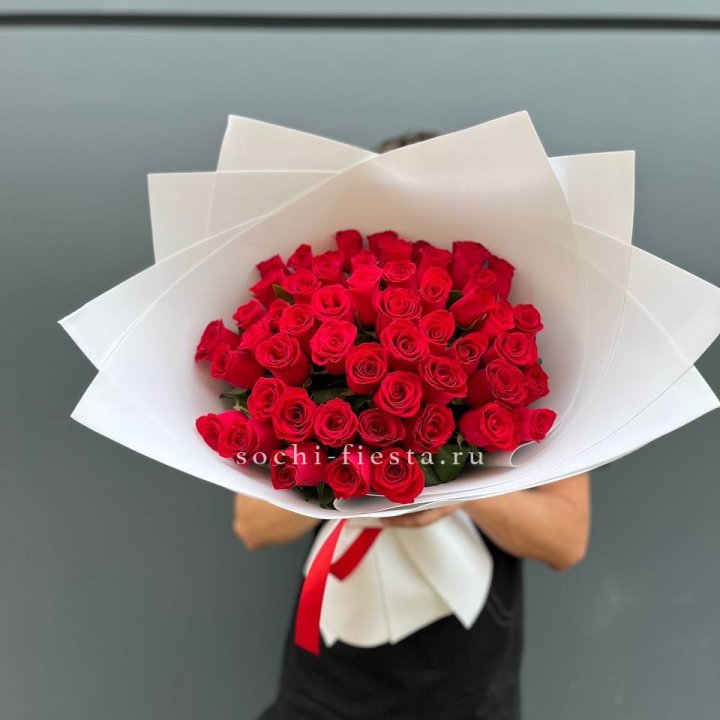 51  красная роза в Костроме