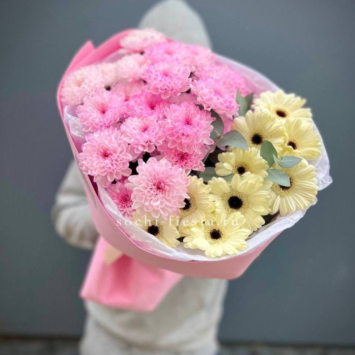 Дуо хризантем и гербер в Костроме