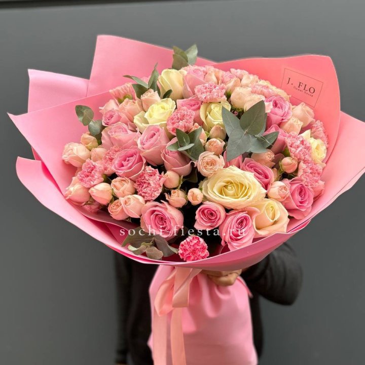 Нежный гигант в Костроме