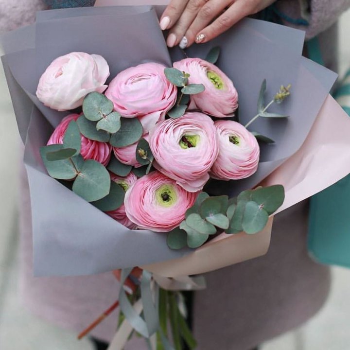 Ранункулюсы с эвкалиптом №1 в Костроме