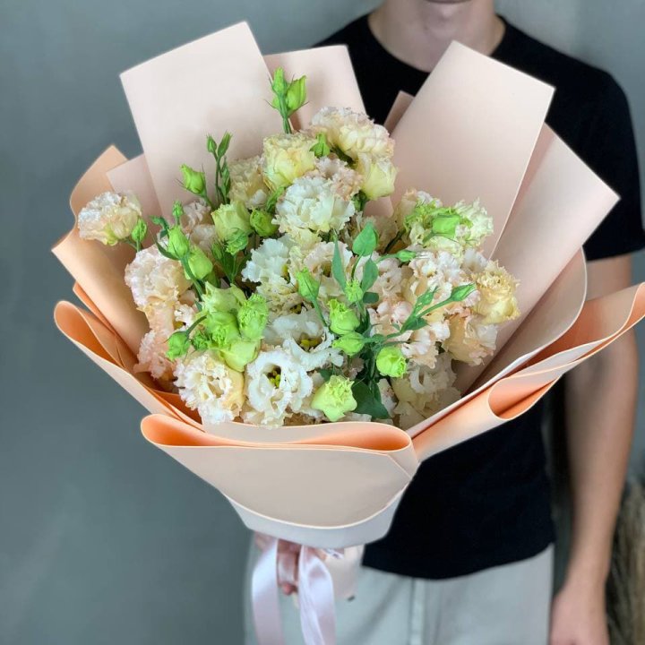 Букет эустом "Крем" в Костроме