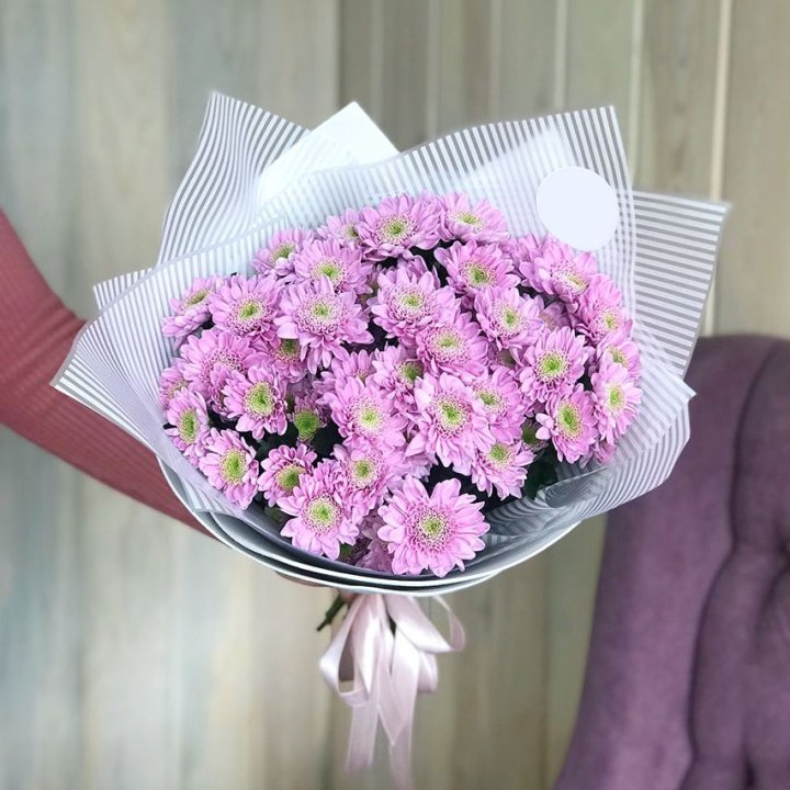 Букет розовых хризантем в Костроме