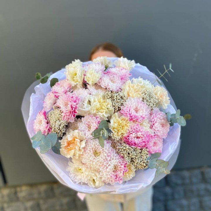 Букет из стойких цветов  в Костроме