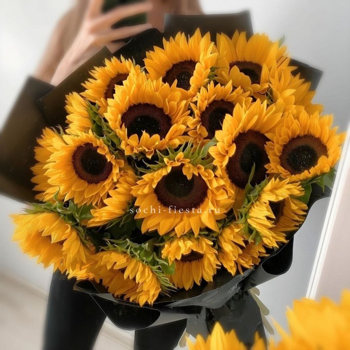 Букет подсолнухов "Гига" в Костроме