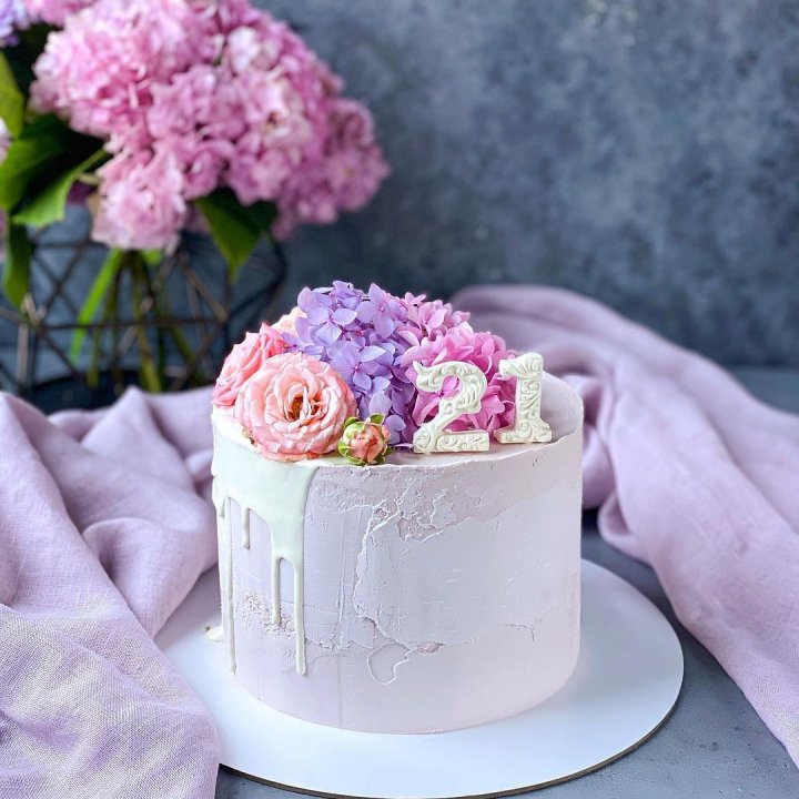 Торт с цифрой в Костроме