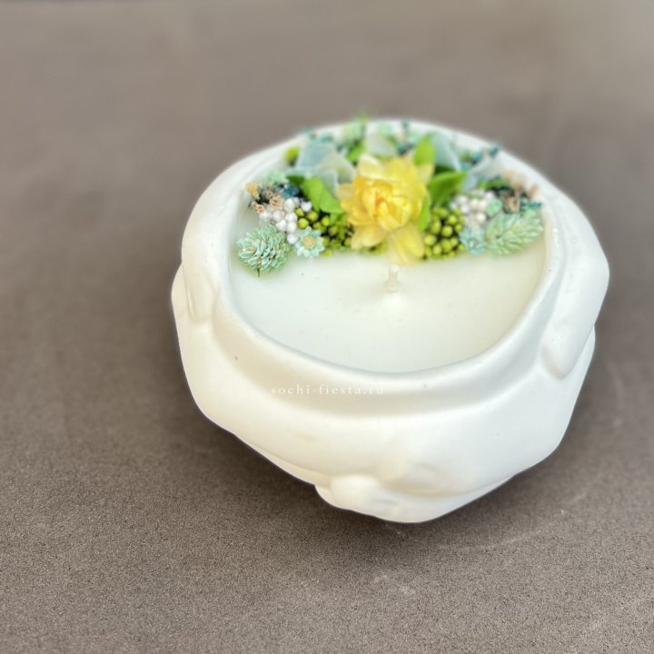 Свеча ароматическая в гипсе Руки в Костроме