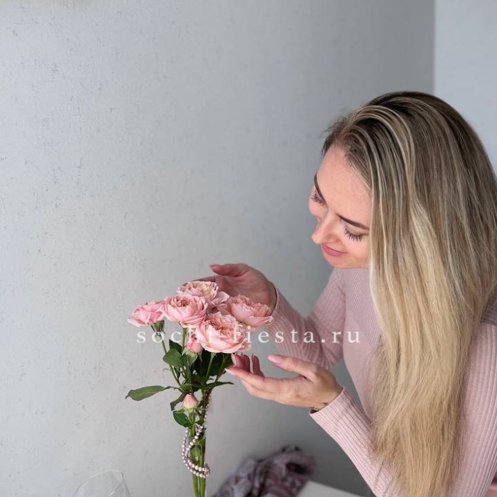 Цветочная подписка "Пакет маленький" в Костроме