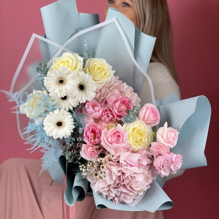 Дизайнерский букет "Адель" в Костроме