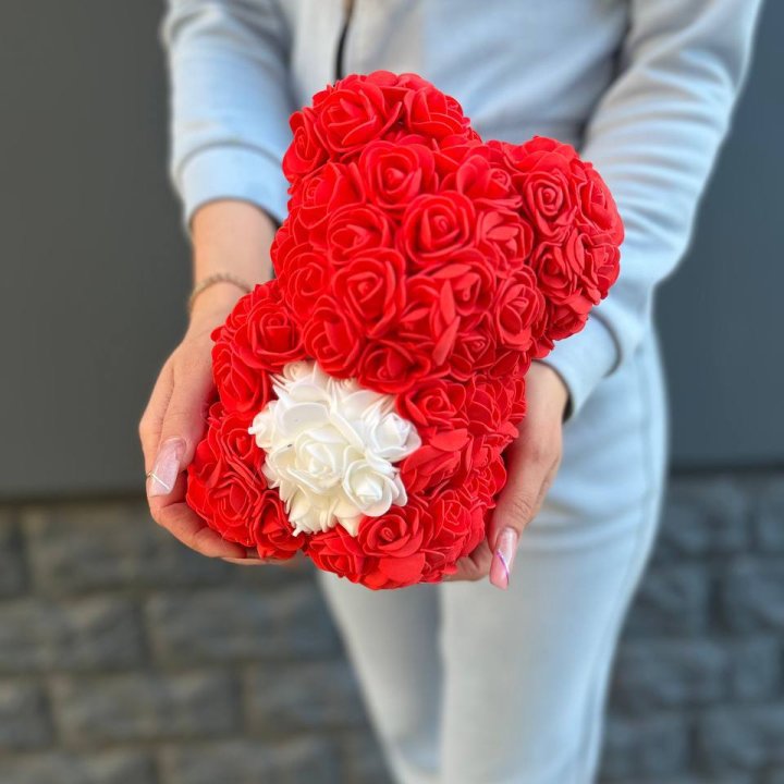 Медведь с белым сердцем в Костроме