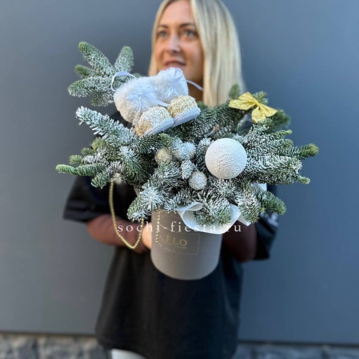 Новогодний бокс "Ботс голд" в Костроме