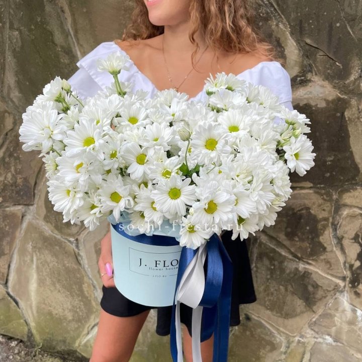 Коробка с хризантемами №2 в Костроме