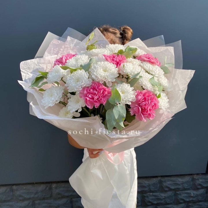  Букет  хризантем и диантусов "Воздушный" в Костроме