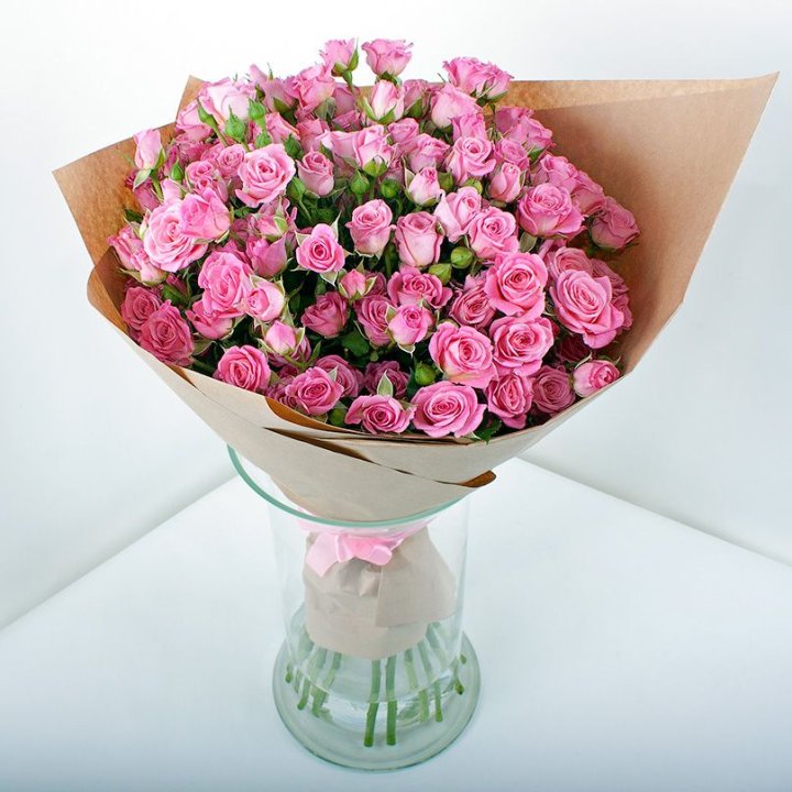 15 кустовых роз в Костроме