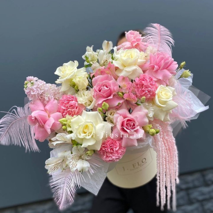 Дизайнерский бокс "Ловели" в Костроме