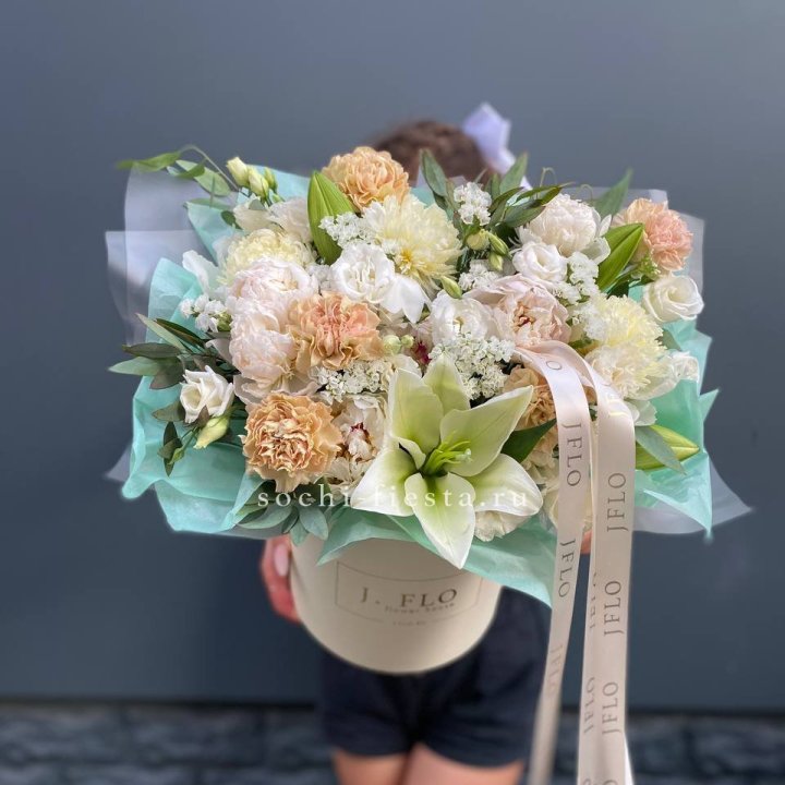 Дизайнерский цилиндр "Амвайл" в Костроме