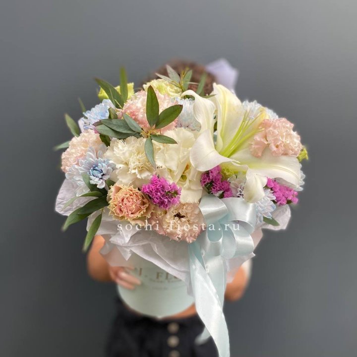 Дизайнерский цилиндр "Лилия" в Костроме