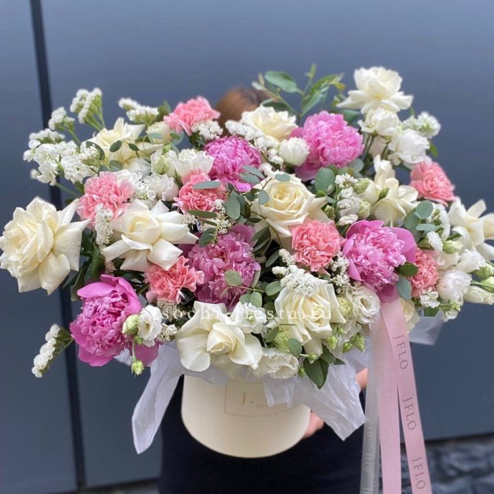 Дизайнерский бокс "Амор этерна" в Костроме