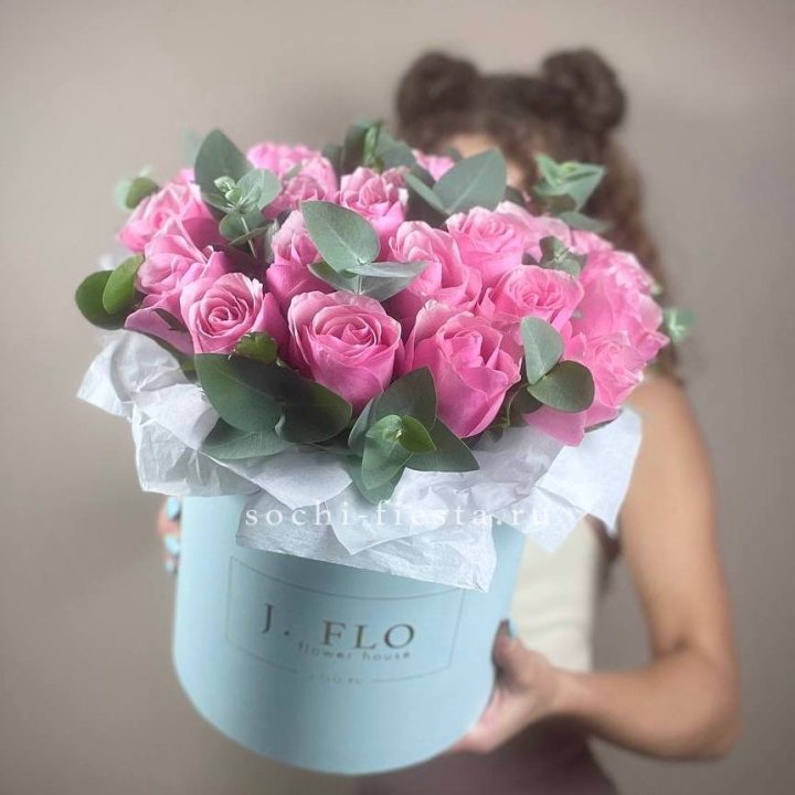 Бокс 27 роз в Костроме