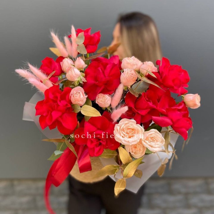 Джутовое кашпо "Любовь Лолиты" в Костроме