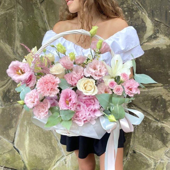 Авторская корзина "Миа" в Костроме