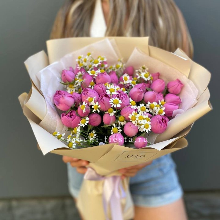 Дуобукет мисти с ромашками  в Костроме