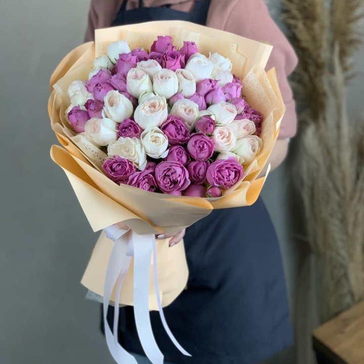 Букет кустовых роз Джулиана в Костроме