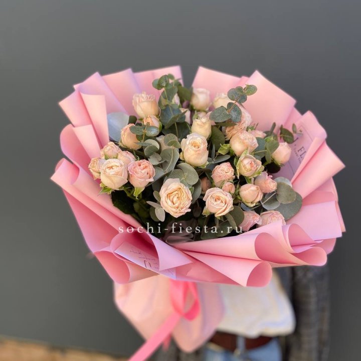 Букет пионовидных роз Cute Love в Костроме