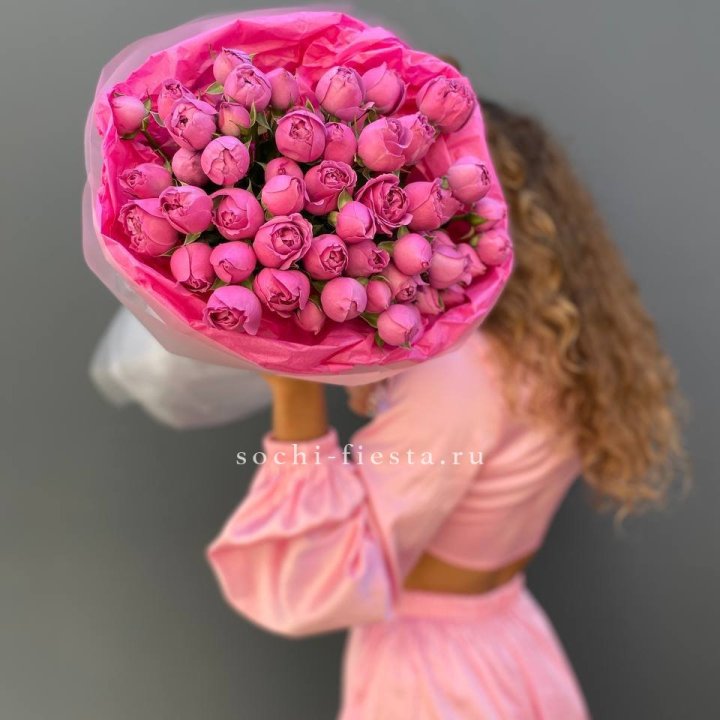 Букет из пионовидных роз  в Костроме