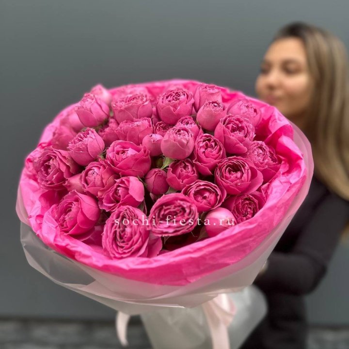 Букет из пионовидных роз  в Костроме