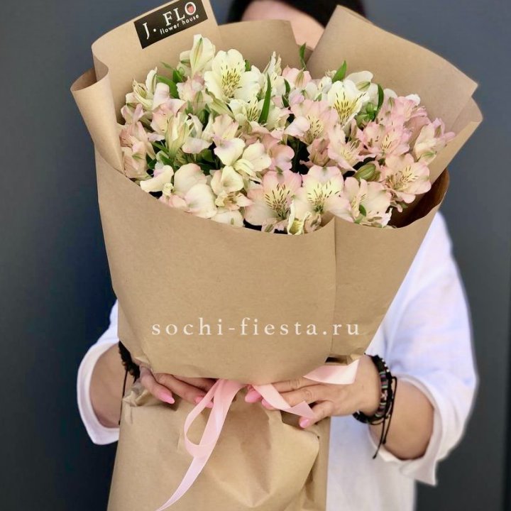 17  альстромерий в крафте в Костроме