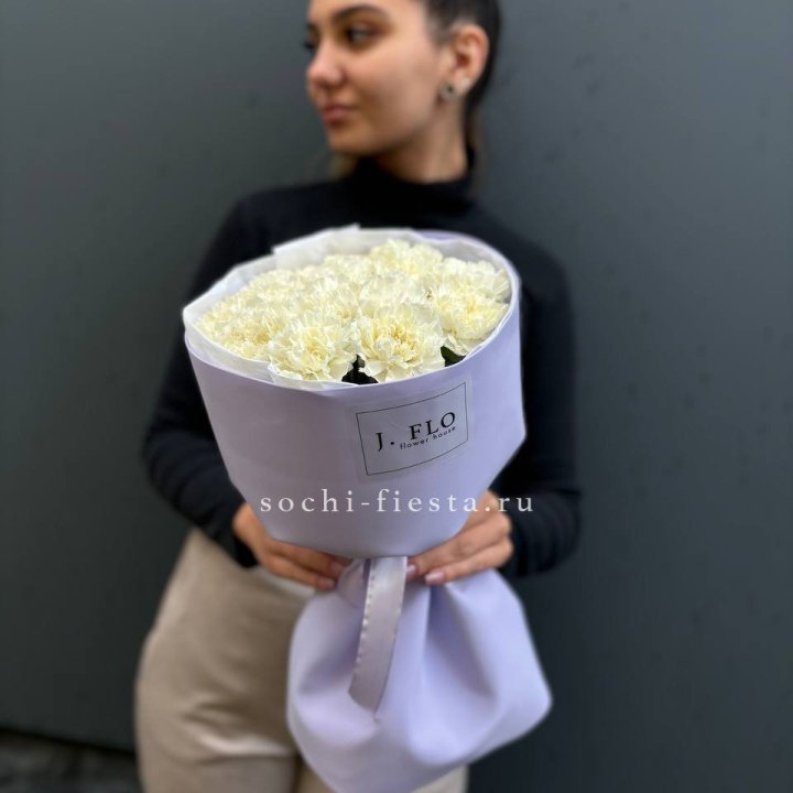 Букет белых диантусов в Костроме