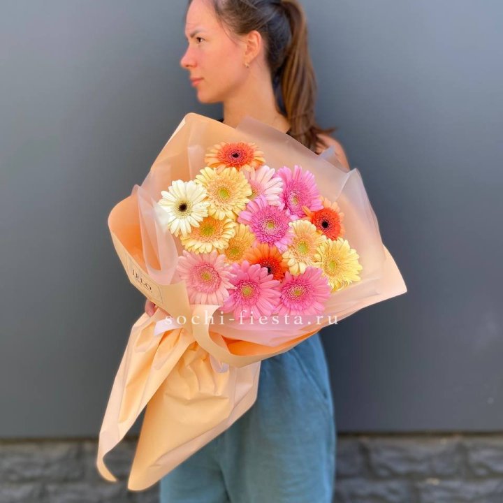 Букет разноцветных гербер в Костроме