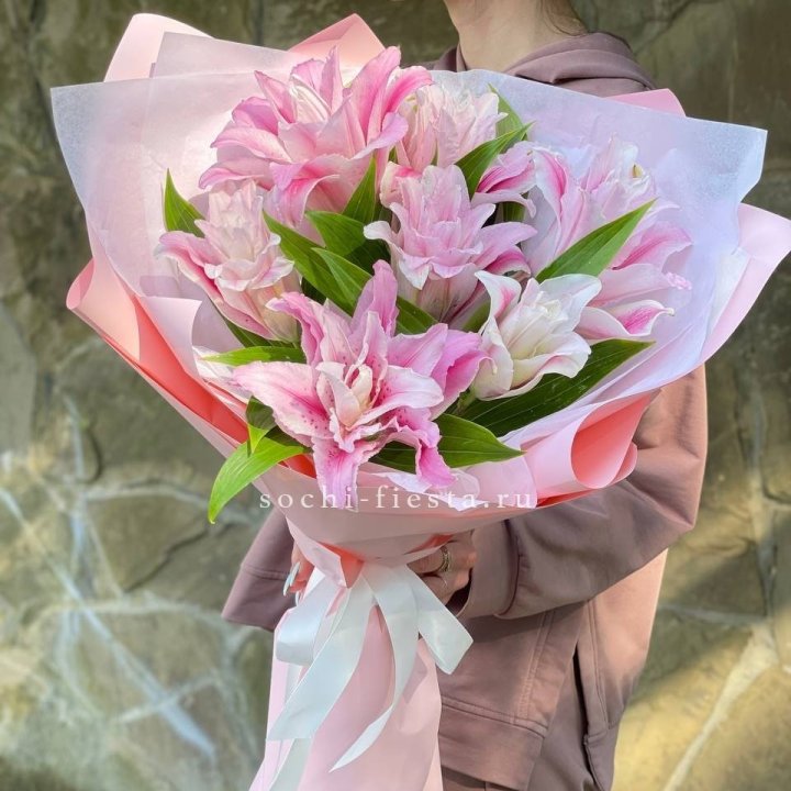 Букет пионовидных лилий №2 в Костроме