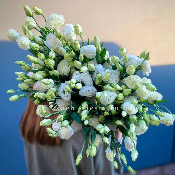 Охапка эустомы в Костроме