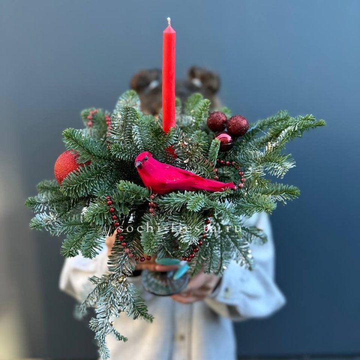 Новогодняя композиция в бокале в Костроме