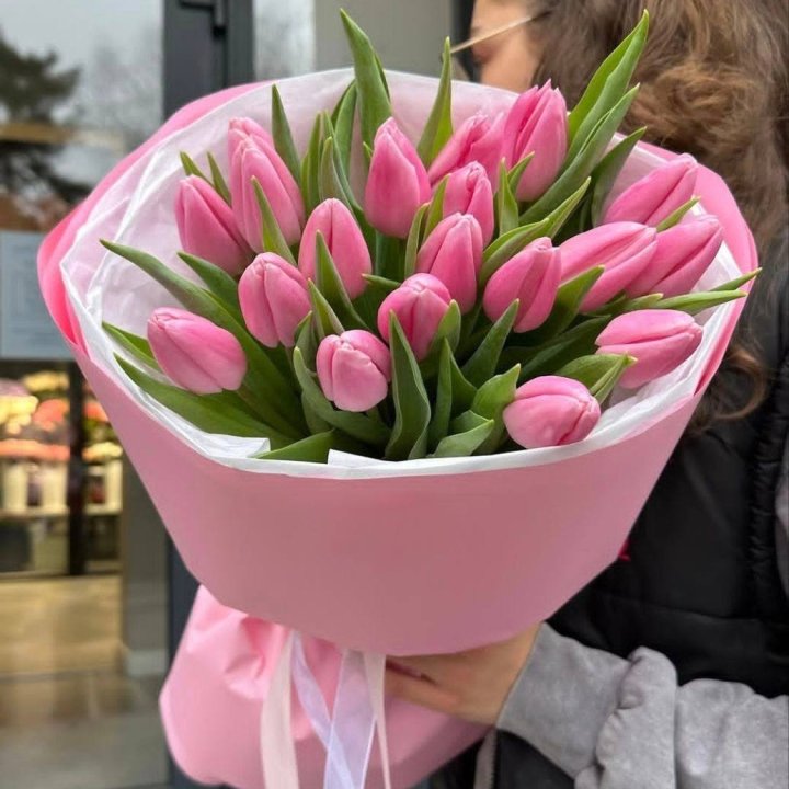  19 розовых тюльпанов в Костроме