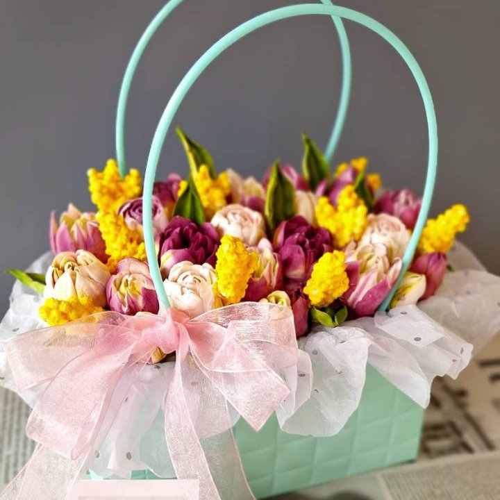 Тюльпаны в сумочке из зефира в Костроме