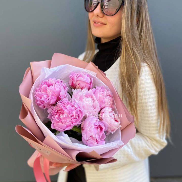 7 пионов в оформлении в Костроме