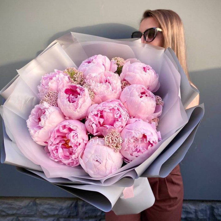 Букет с пионами "Стайл" в Костроме