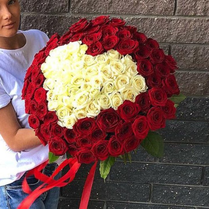 101 роза "Сердце" в Костроме