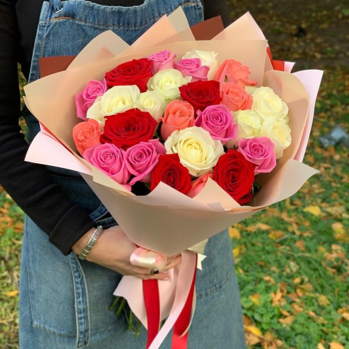 25 роз "Карусель" в Костроме