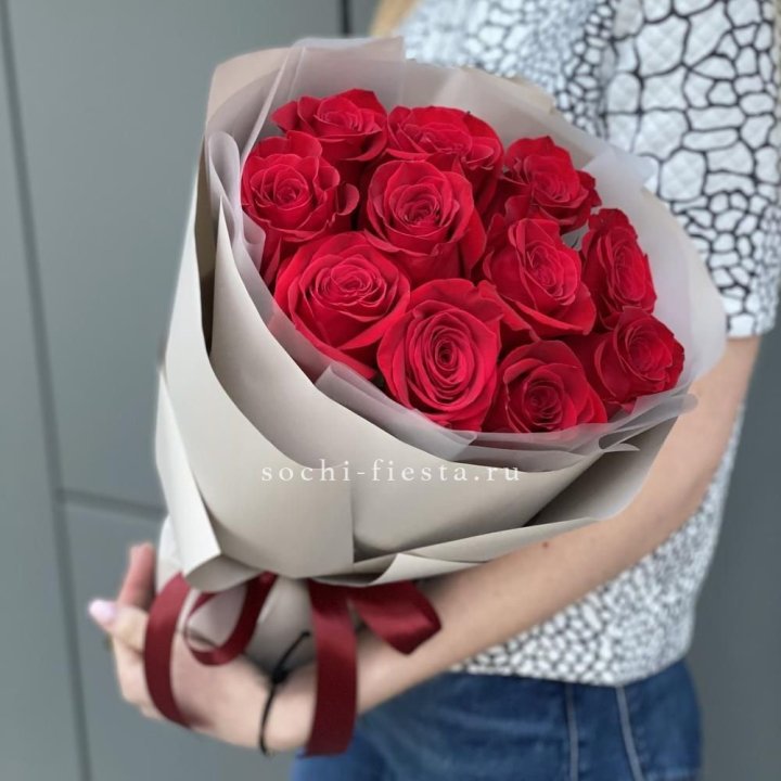 Букет красных роз "Рози" в Костроме