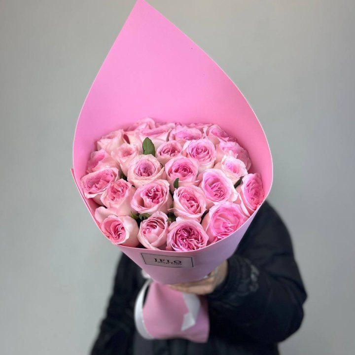 25 нежных роз в Костроме