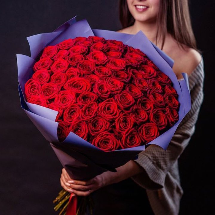 71 красная роза в Костроме