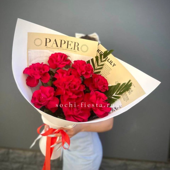 9 Красных французских роз Чико в Костроме