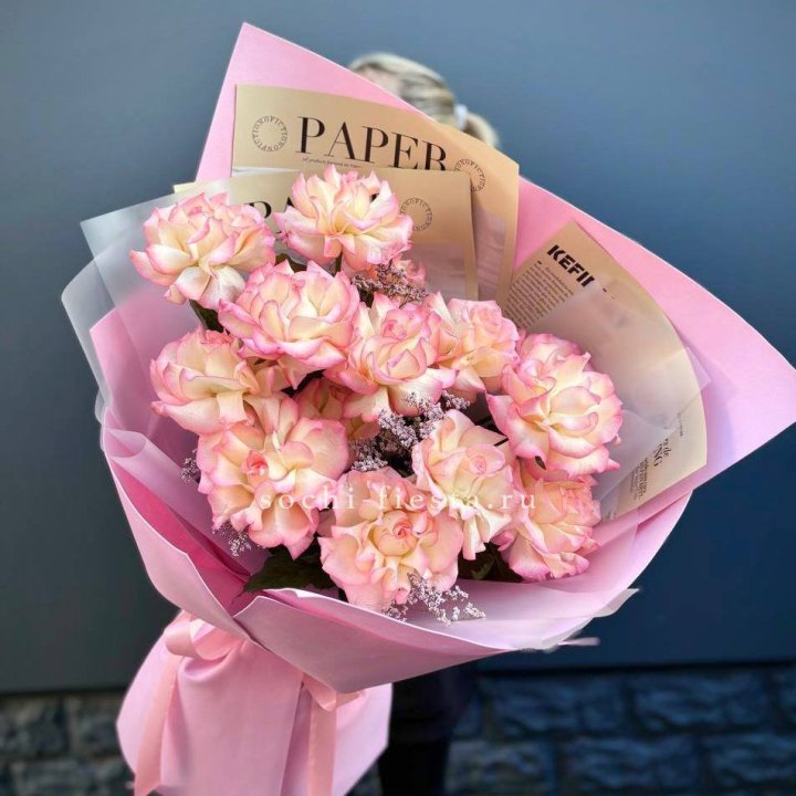 15 французских роз "Джумилия" в Костроме